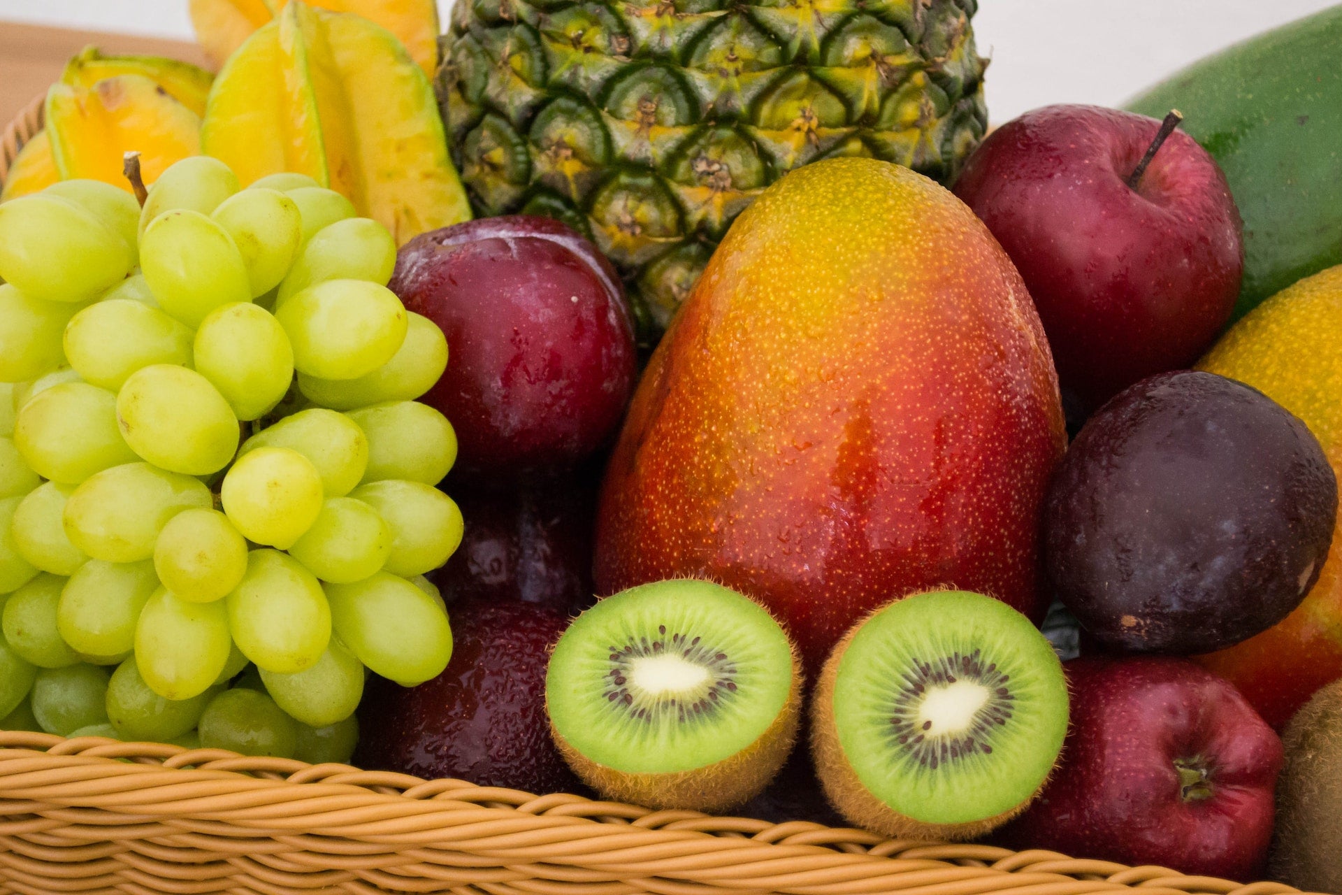 Barf Obst: Warum Obst in der Hundeernährung wichtig ist